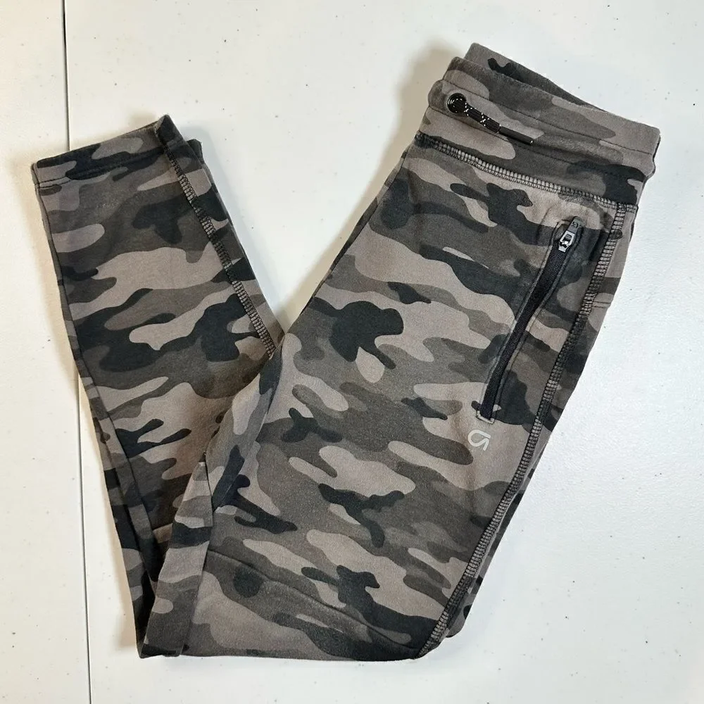 EUC Gap Boys Green/Cream Camo Joggers Sweetpants- Size Large - Size 10